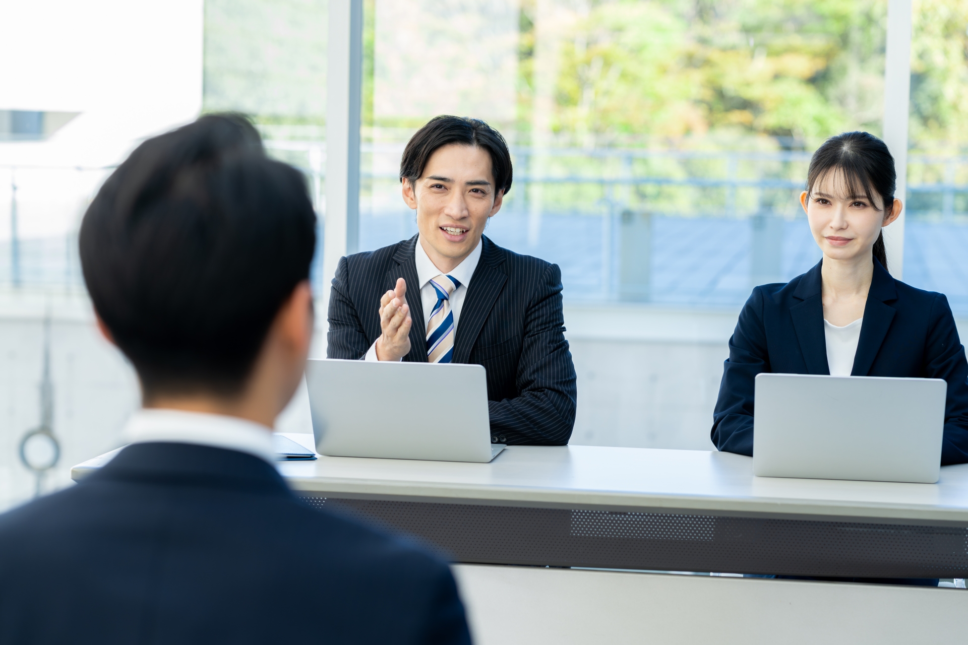 面接で短所を聞かれたときの印象の良い伝え方とは？具体的な返答例も紹介します